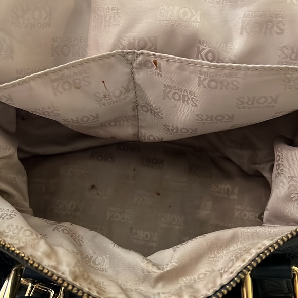 Michael Kors Navy Blue Purse (crossbody wear included) - Picture 4 of 4